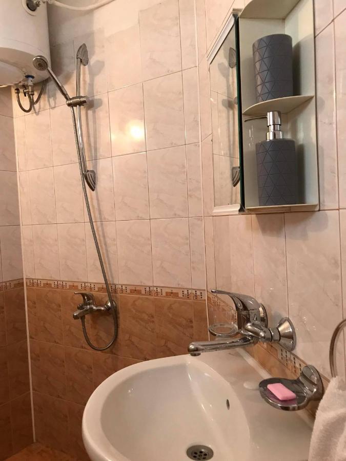 Къща За Гости Загорски Hotel Kalofer Eksteriør billede
