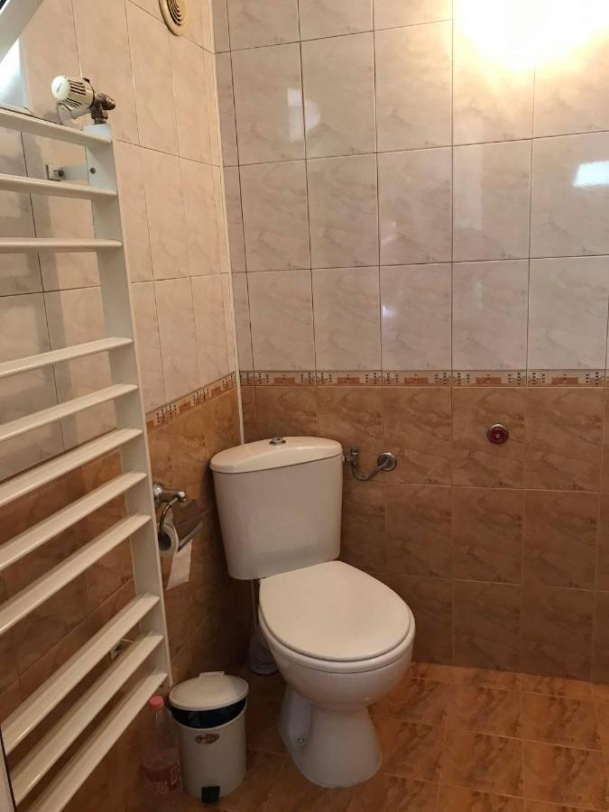 Къща За Гости Загорски Hotel Kalofer Eksteriør billede